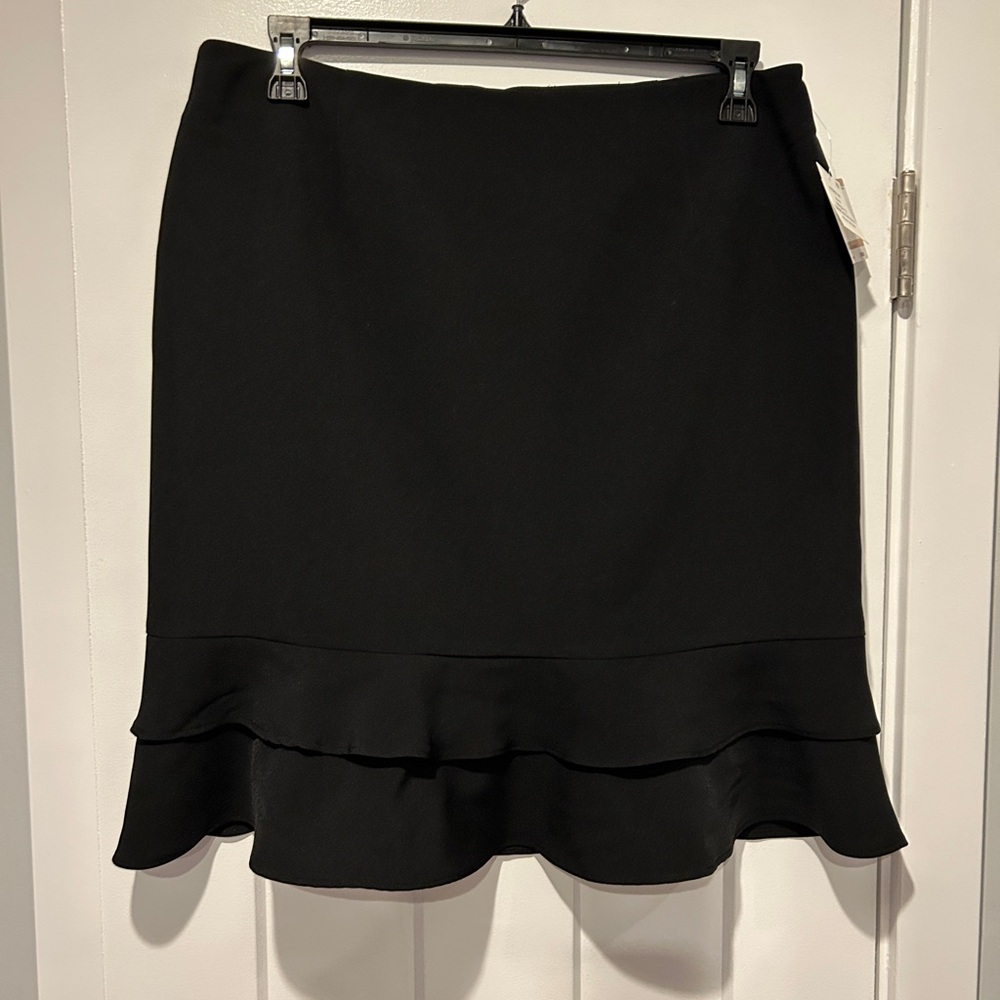 Kasper Black Ruffle Hem Pencil Skirt